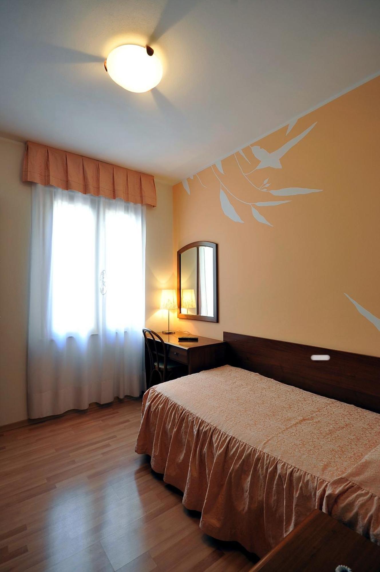 Ai Campi Di Marcello Hotel Monfalcone Esterno foto