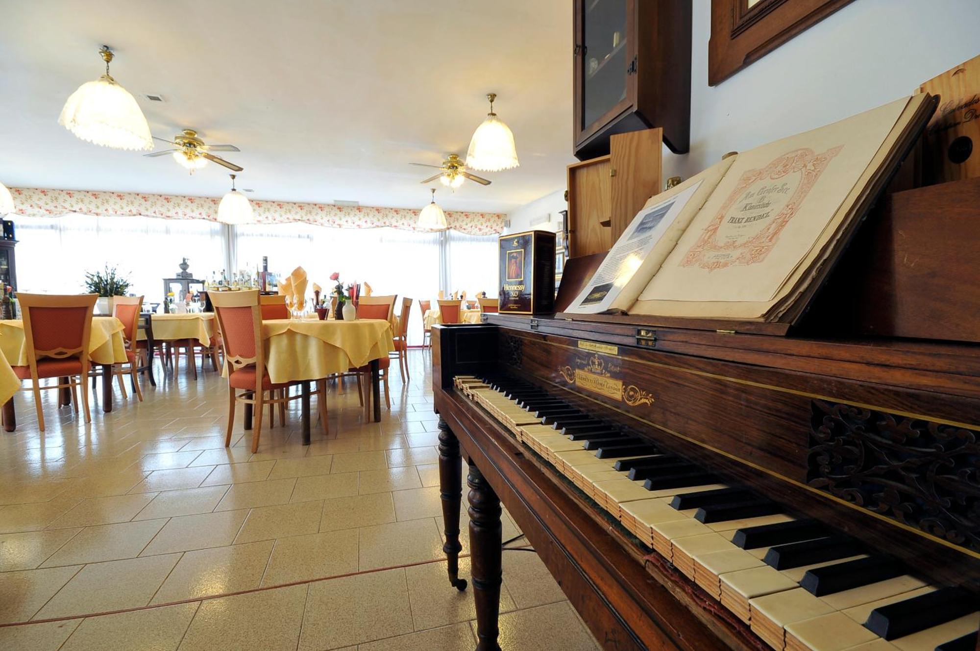 Ai Campi Di Marcello Hotel Monfalcone Esterno foto